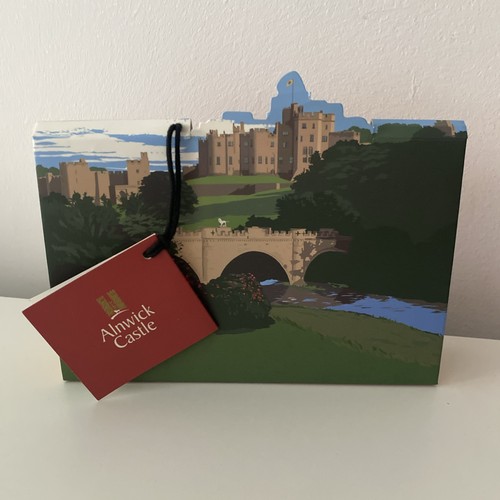 Alnwick castle eight shaped - alnwick,