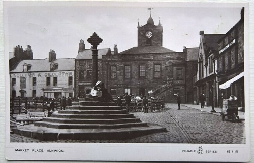 Market place alnwick - market, place,